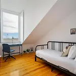 Apartament Whome Riverside View 2-bed For Remote Workers & Digital Nomads