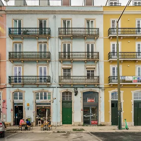 Whome Riverside View 2-bed For Remote Workers & Digital Nomads Apartament Lizbona