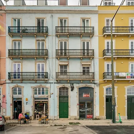 Whome Riverside View 2-bed For Remote Workers & Digital Nomads Apartment Lisbon