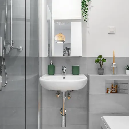 Whome Riverside View 2-bed For Remote Workers & Digital Nomads Daire *