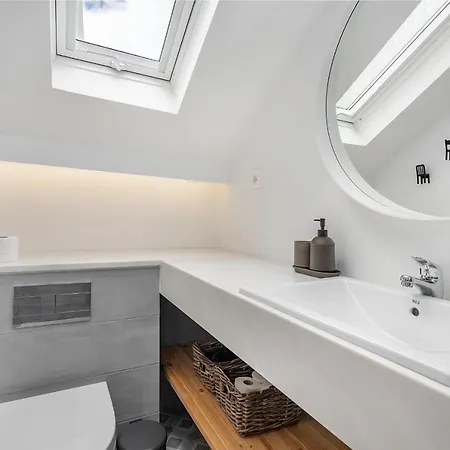 Apartment Whome Riverside View 2-bed For Remote Workers & Digital Nomads Lisbon